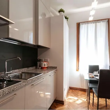 Esclusivo Appartamento- 6 Persone In Liberty Apartament *